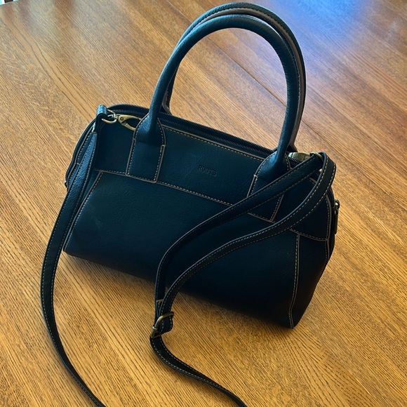 Roots Bag Purse with Dust Bag - Picture 2 of 15